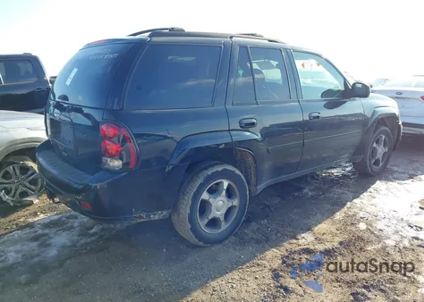 2008 Chevrolet Trailblazer Lt from USA, damaged, VIN 1GNDT13S282140327